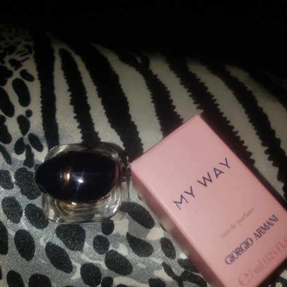 Women's Perfume (MY WAY) By GIORGIO ARMANI - Picture 8 of 16
